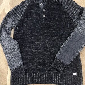 Men's Black and Gray Sweater
